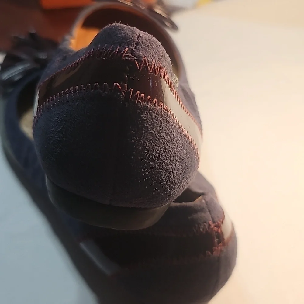 Women's Nuture Slip-on Flats NWOT